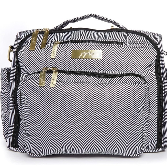 JuJuBe Queen of the Nile Chevron Diaper Bag - Picture 1 of 3